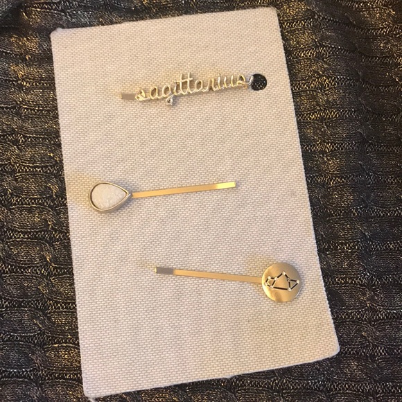 ANTHROPOLOGIE ZODIAC SIGNS BOBBY PINS SAGITTARIUS - Picture 3 of 5